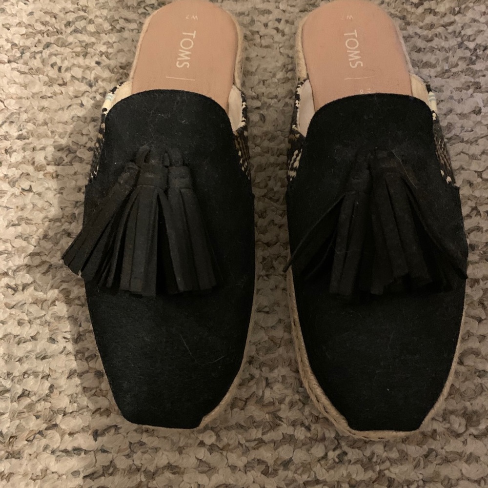 Slip on shoes